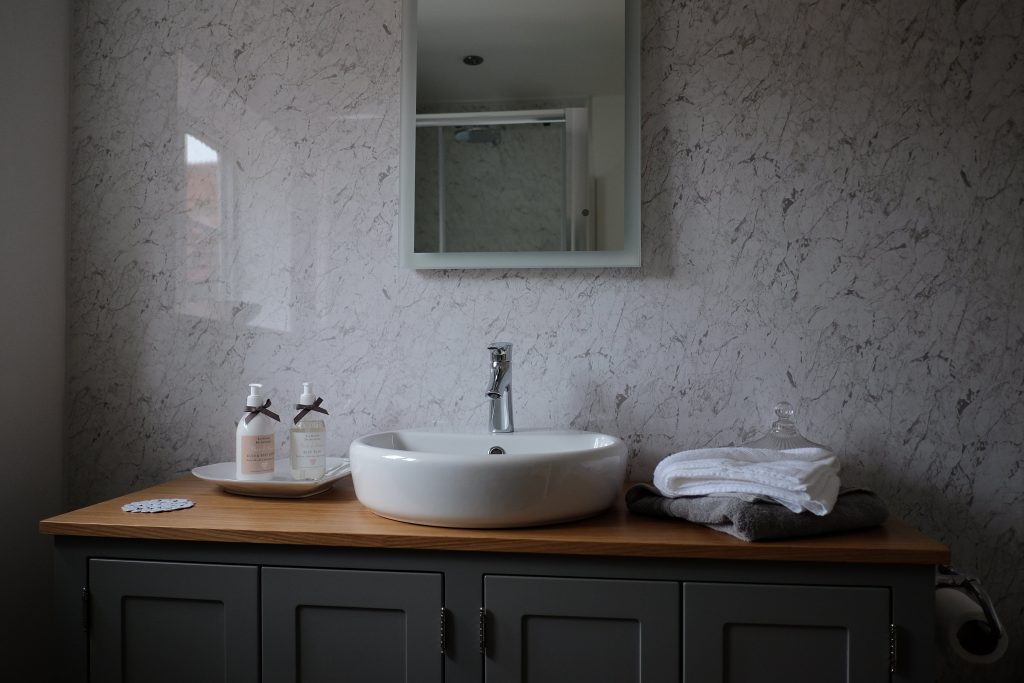 Bathroom of Bridal Suite at Wedding Venue Essex