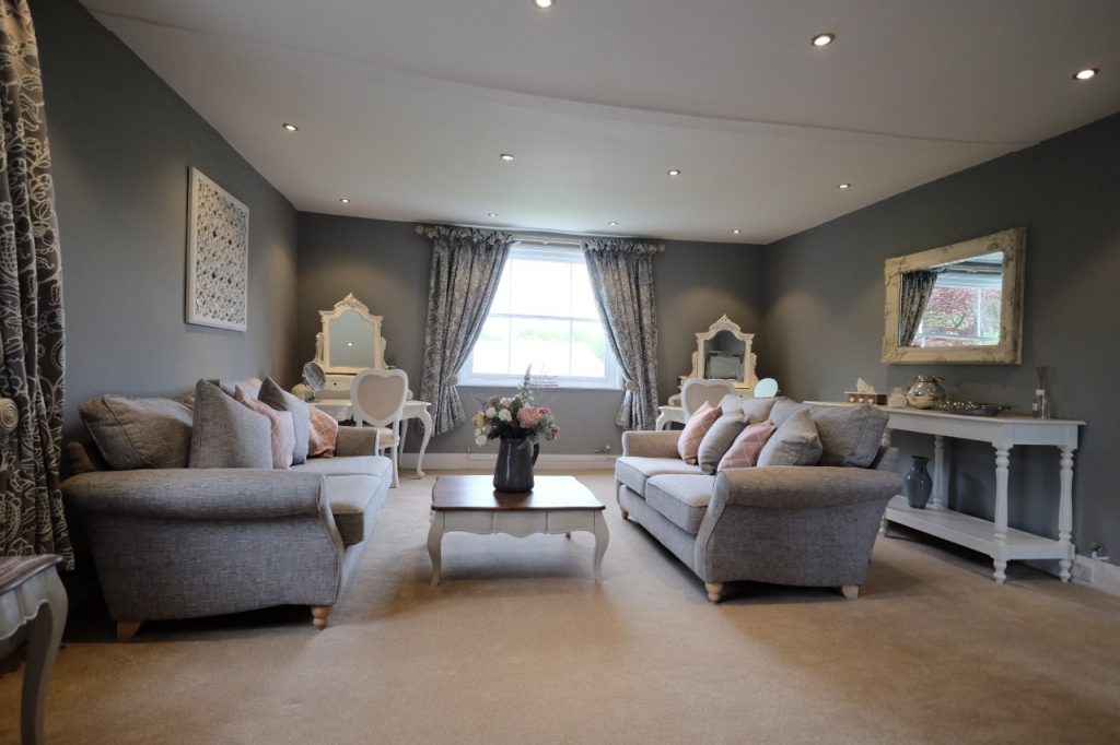 Bridal Suite with Natural Lighting Whole Room