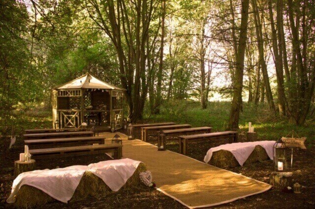 Outdoor wedding bandstand in forest
